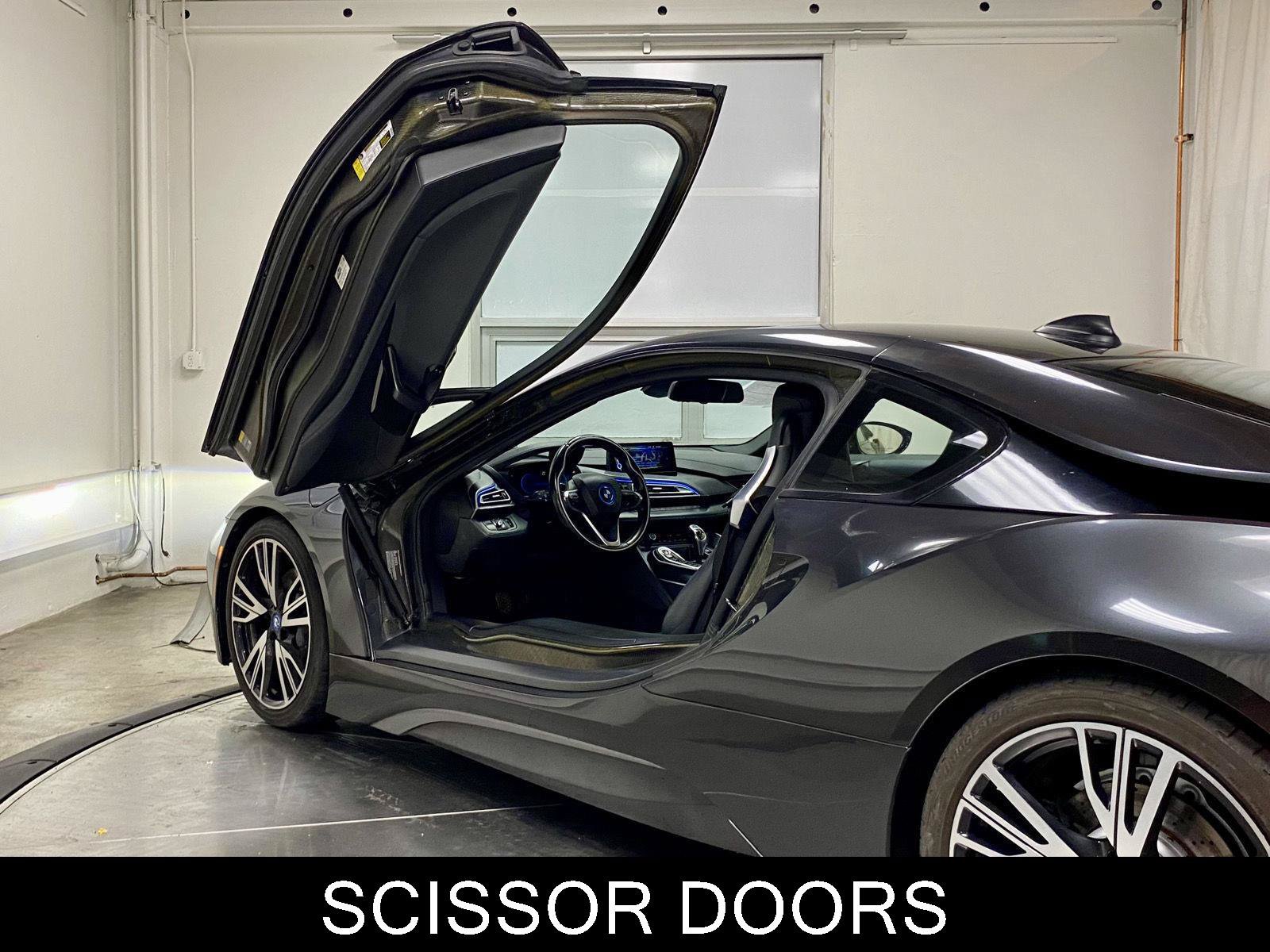 Used 2016 BMW i8 AWD/4WD image 11