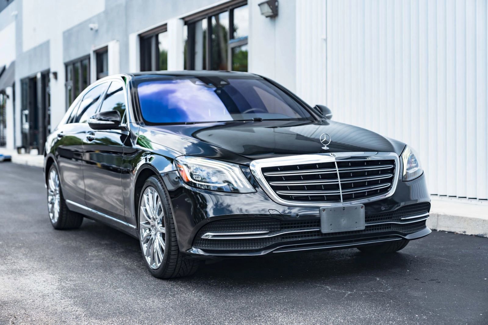Used 2019 Mercedes-Benz S 450 4MATIC Sedan image 3