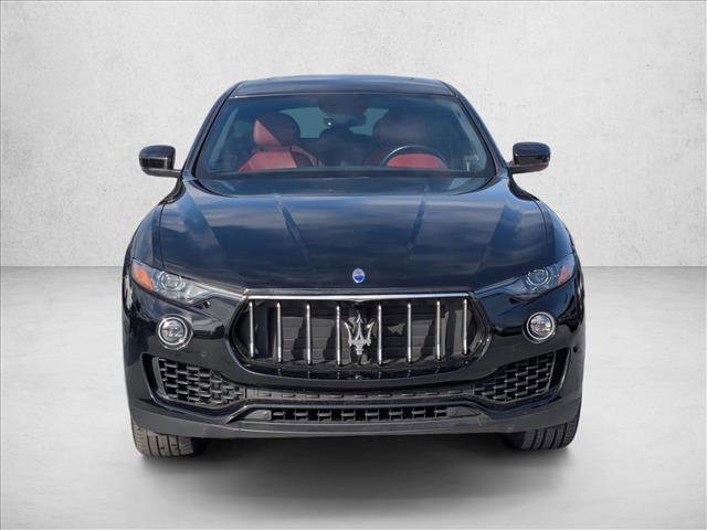 Used 2017 Maserati Levante image 2