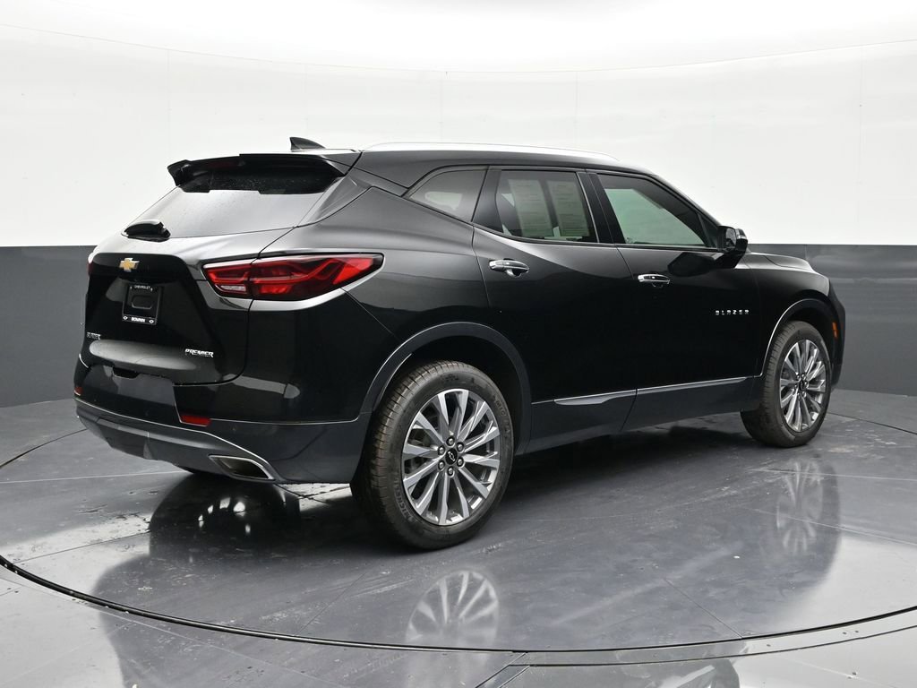 Used 2023 Chevrolet Blazer Premier w/ Enhanced Convenience Package image 5