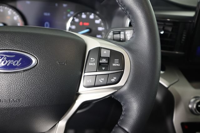 Used 2024 Ford Explorer XLT w/ Equipment Group 202A AWD/4WD image 48