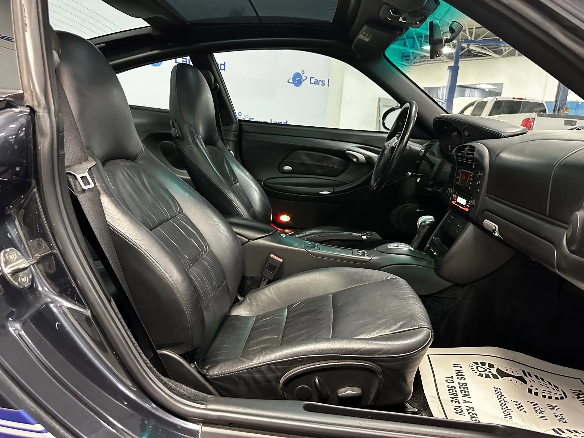 Used 2004 Porsche 911 Targa image 15