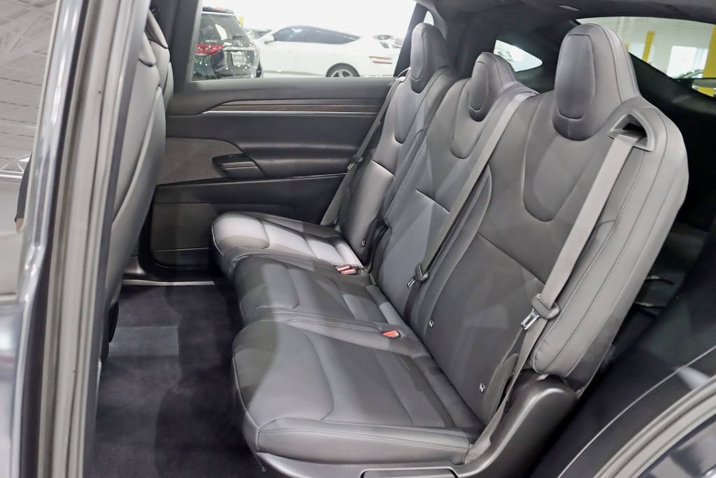 Used 2024 Tesla Model X AWD/4WD image 29