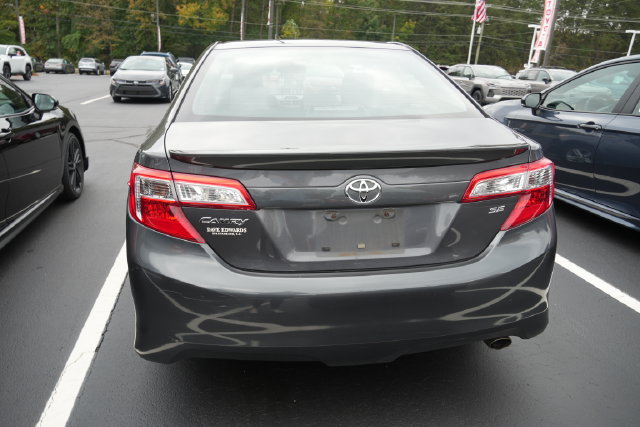 Used 2012 Toyota Camry SE FWD image 17