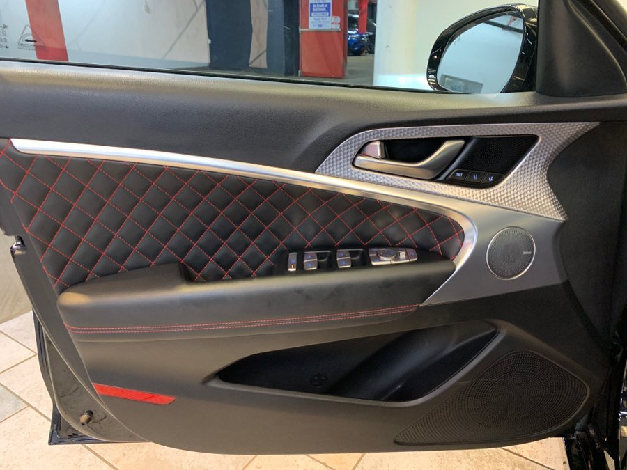 Used 2023 Genesis G70 3.3T w/ Sport Prestige Package AWD/4WD image 14
