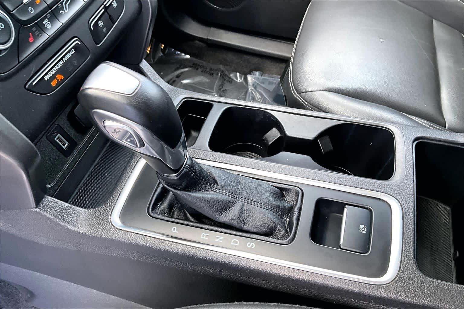 Used 2019 Ford Escape SEL AWD/4WD image 16