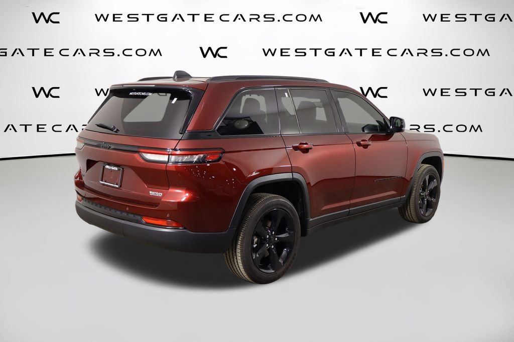 Used 2024 Jeep Grand Cherokee Altitude AWD/4WD image 50