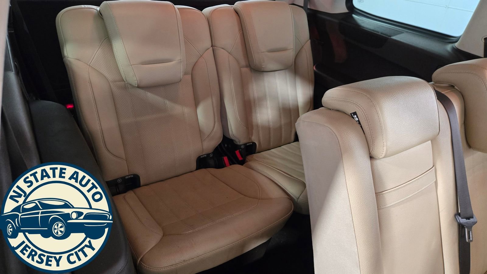 Used 2018 Mercedes-Benz GLS 450 4MATIC w/ Premium Package image 34