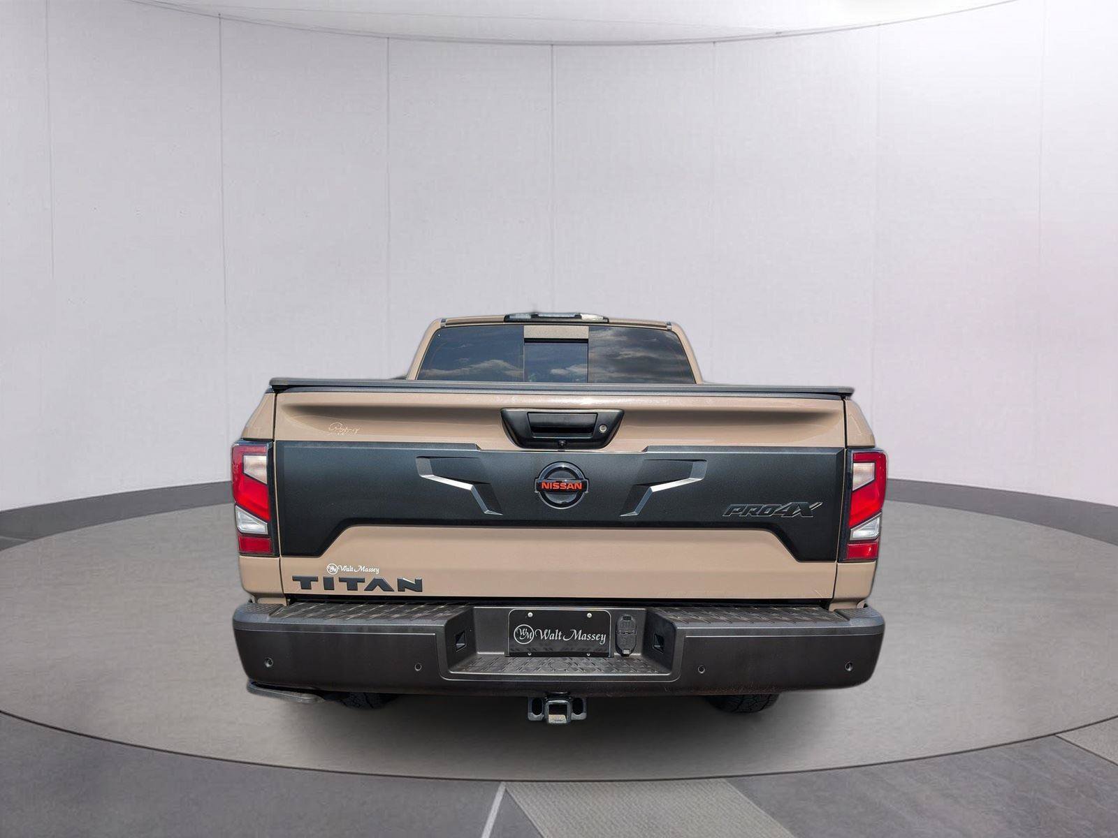Used 2021 Nissan Titan PRO-4X w/ Pro-4x Utility Package AWD/4WD image 4