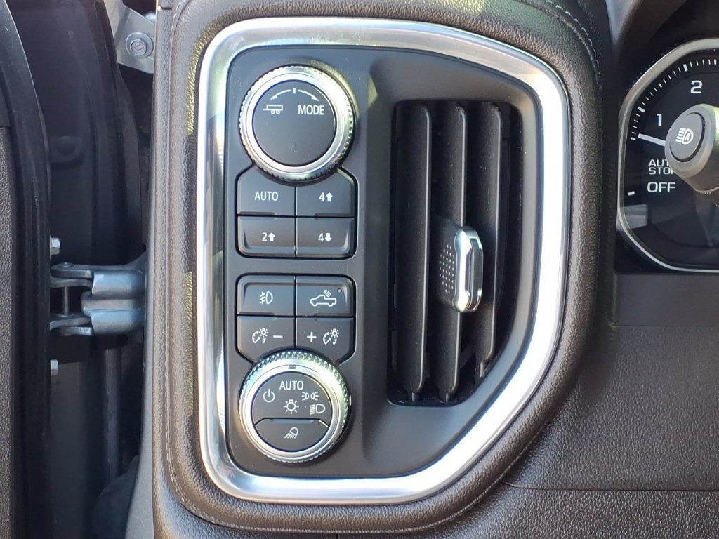Used 2021 GMC Sierra 1500 Denali w/ Driver Alert Package II AWD/4WD image 14