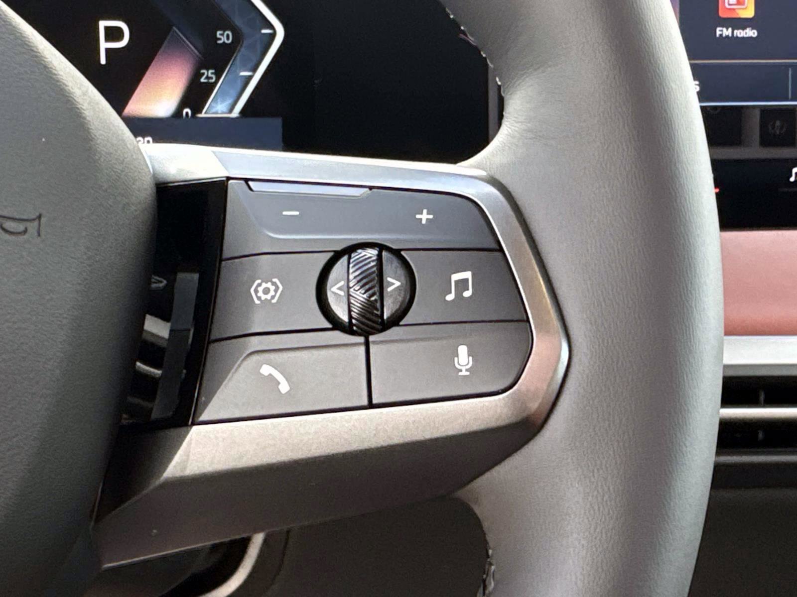 New 2026 BMW iX xDrive60 w/ M Sport Package image 30