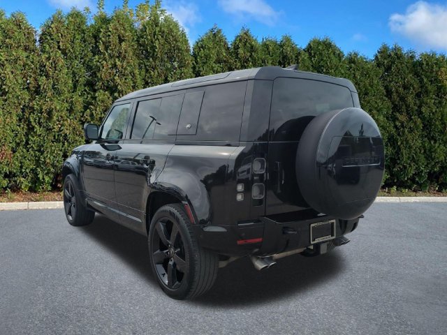 Certified 2024 Land Rover Defender 110 V8 AWD/4WD image 6