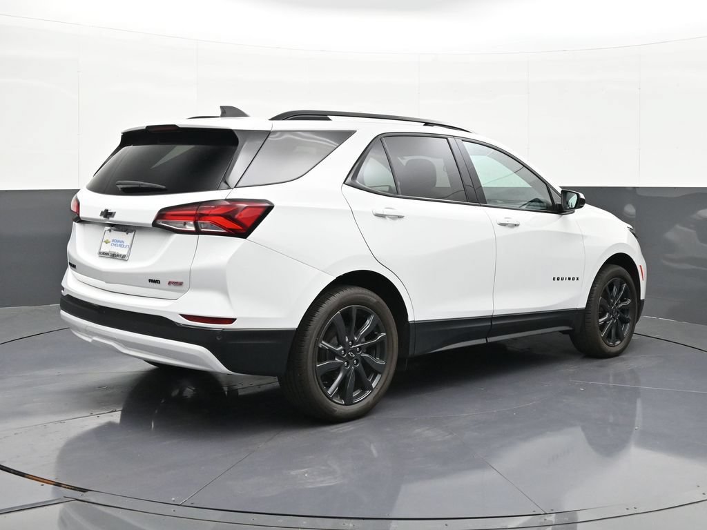 Certified 2024 Chevrolet Equinox RS AWD/4WD image 5