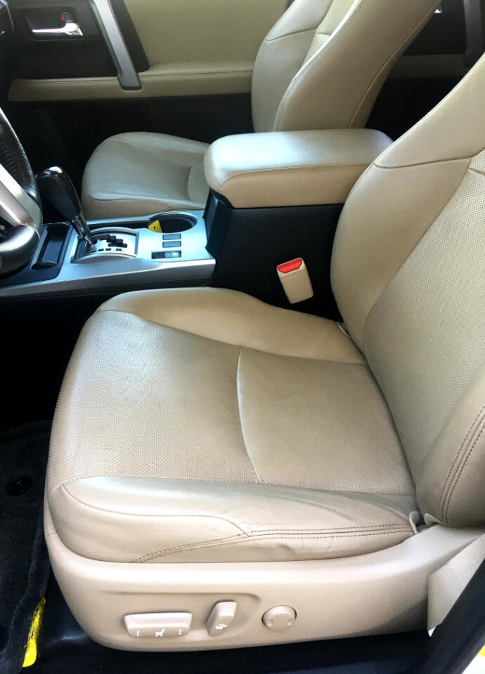 Used 2016 Toyota 4Runner Limited image 12