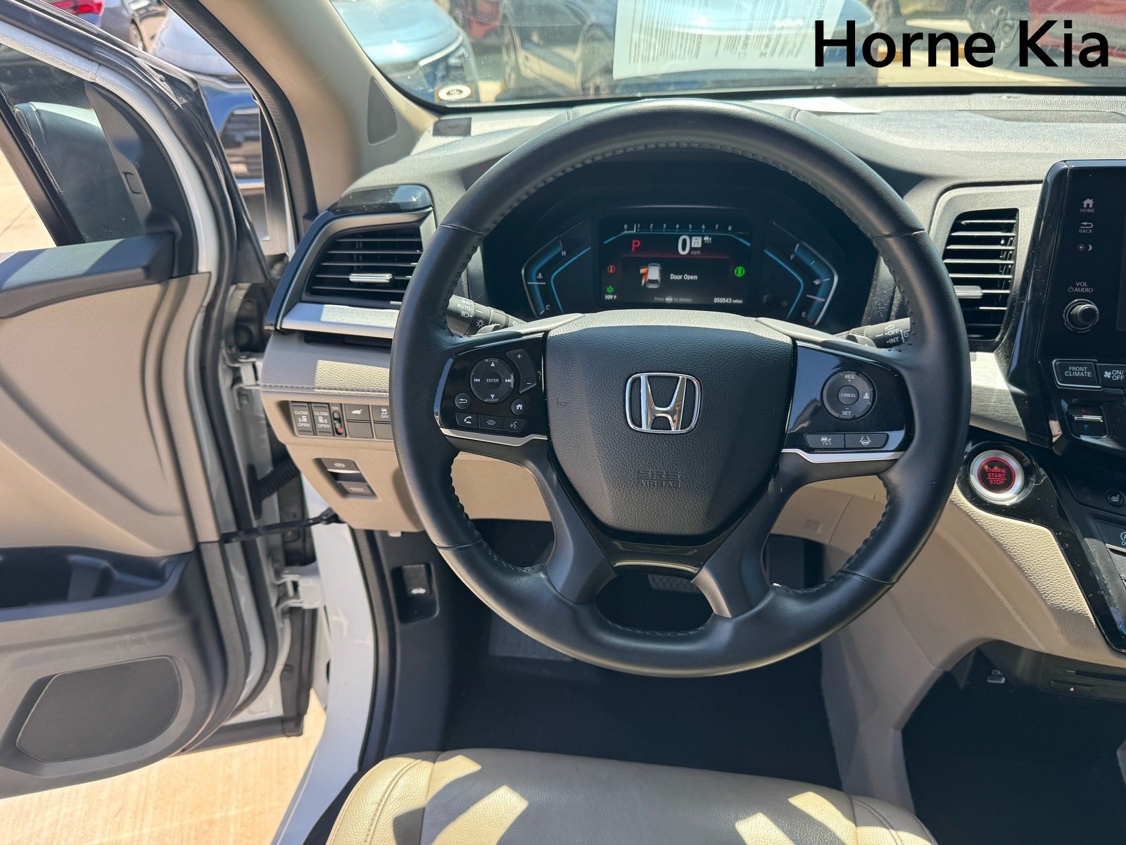 Used 2024 Honda Odyssey Touring image 18