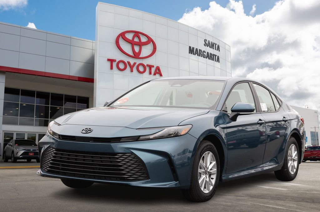 New 2026 Toyota Camry LE video 1