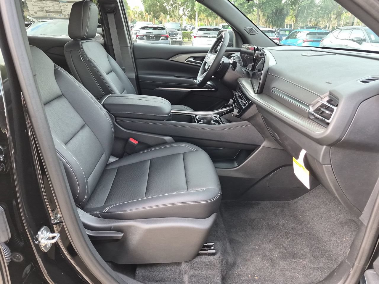 New 2026 Chevrolet Traverse LT w/ Enhanced Driving Package FWD image 23