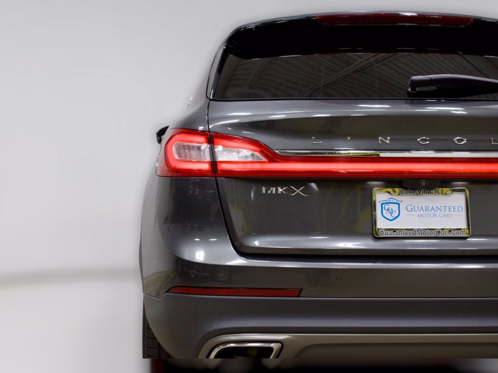 Used 2018 Lincoln MKX Select w/ Select Plus Package AWD/4WD image 16