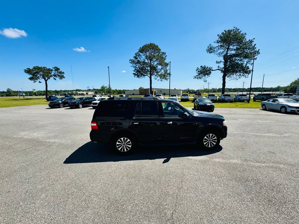 Used 2016 Ford Expedition XLT w/ Equipment Group 202A image 15