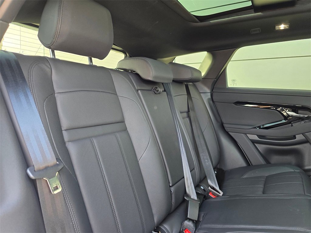 Used 2024 Land Rover Range Rover Evoque Dynamic SE image 28