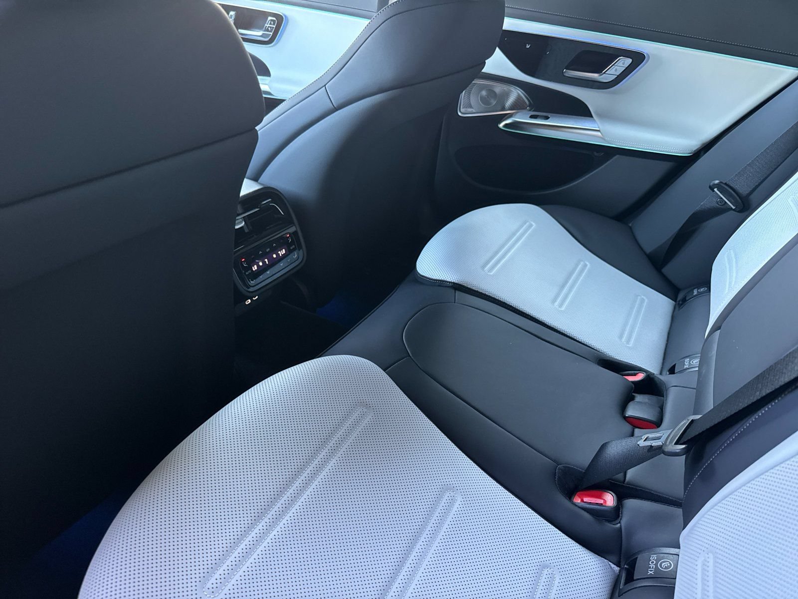 New 2027 Mercedes-Benz E 53 AMG e 4MATIC Sedan image 12