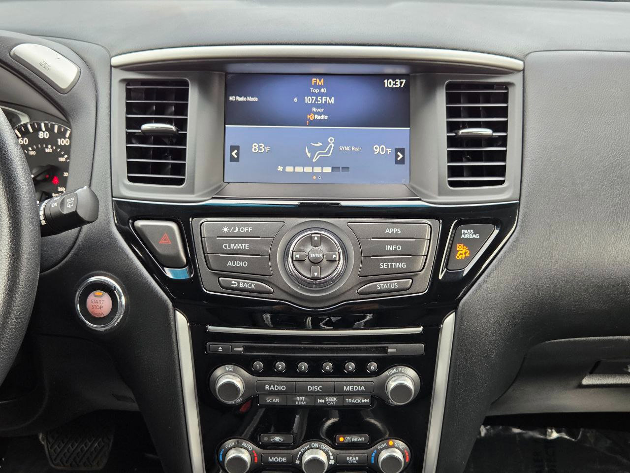 Used 2019 Nissan Pathfinder S image 22