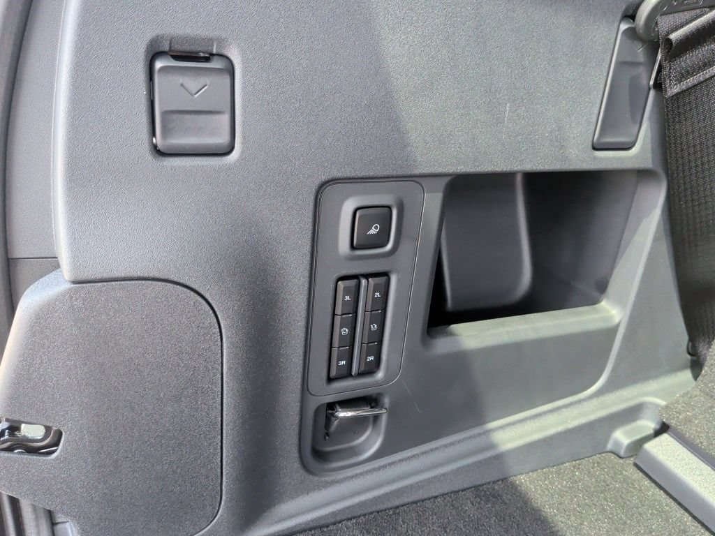 New 2027 Ford Expedition Platinum w/ Driver's Package RWD image 46