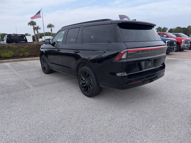 Used 2025 Lincoln Navigator Reserve w/ Jet Appearance Package image 7