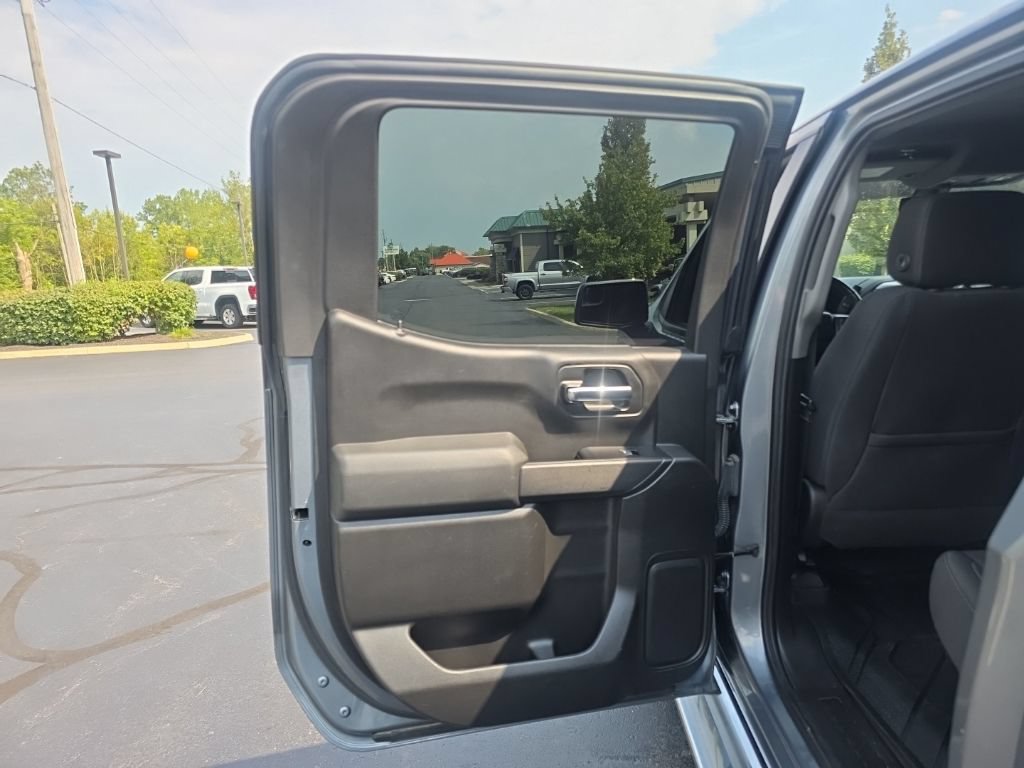 Used 2019 Chevrolet Silverado 1500 LT w/ All-Star Edition AWD/4WD image 21