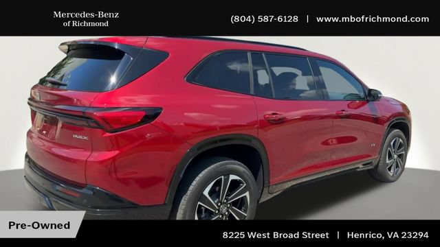 Used 2025 Buick Enclave Sport Touring w/ Power Package FWD image 2