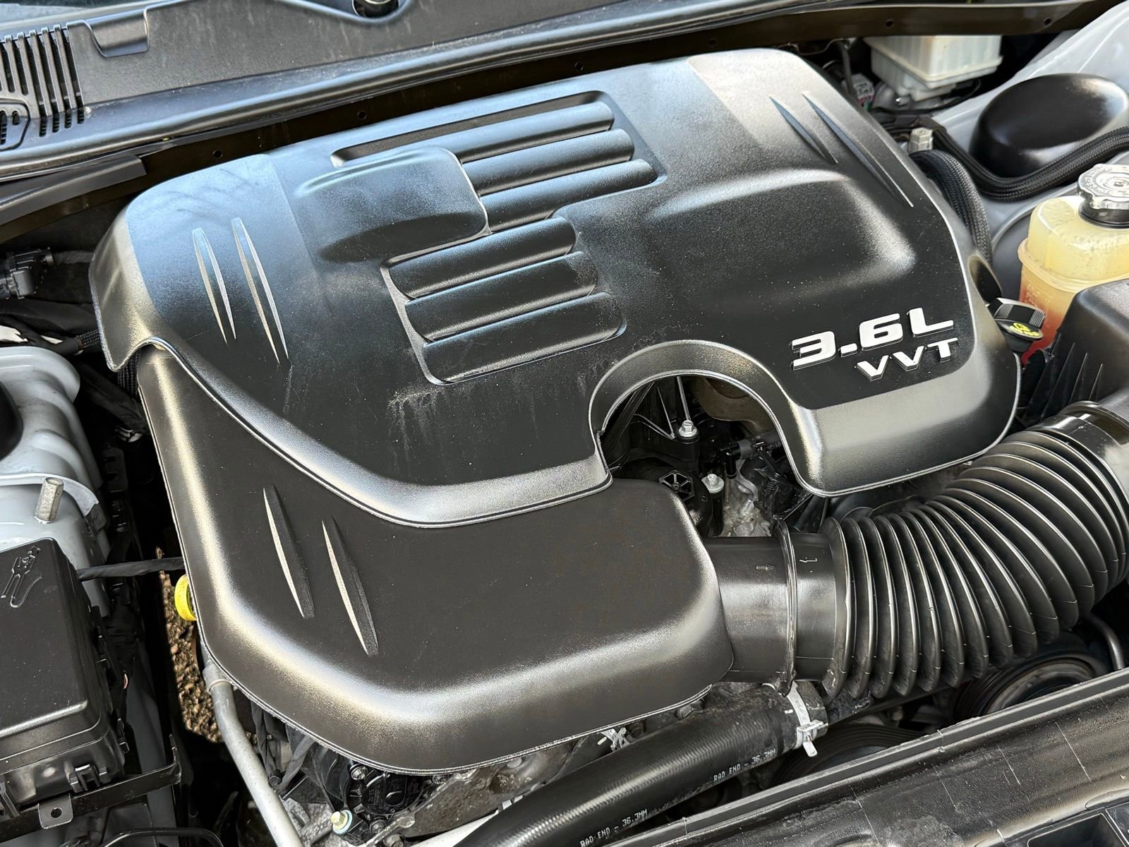 Used 2021 Dodge Challenger SXT w/ Blacktop Package image 4