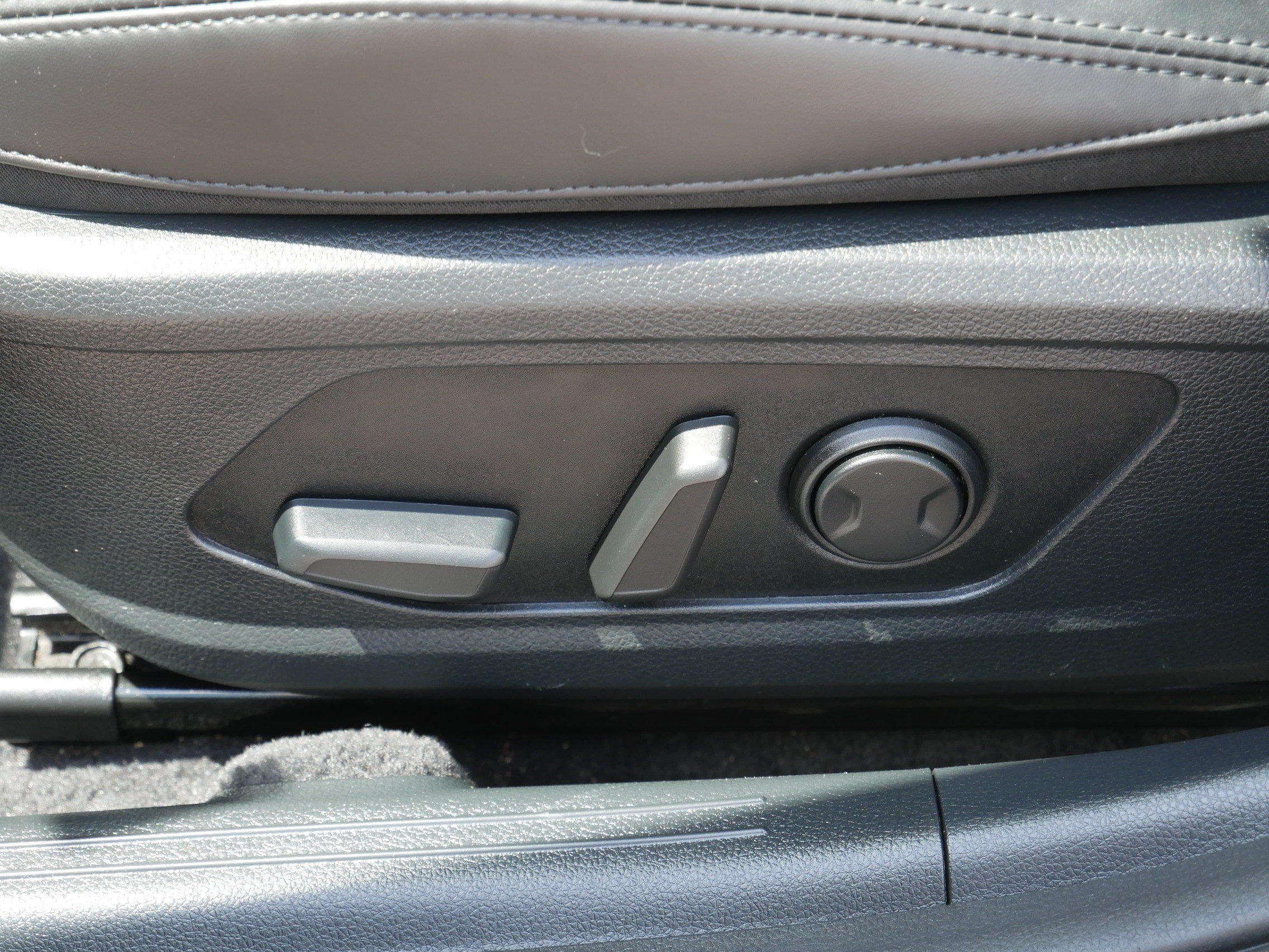 Used 2025 Kia K5 EX FWD image 19