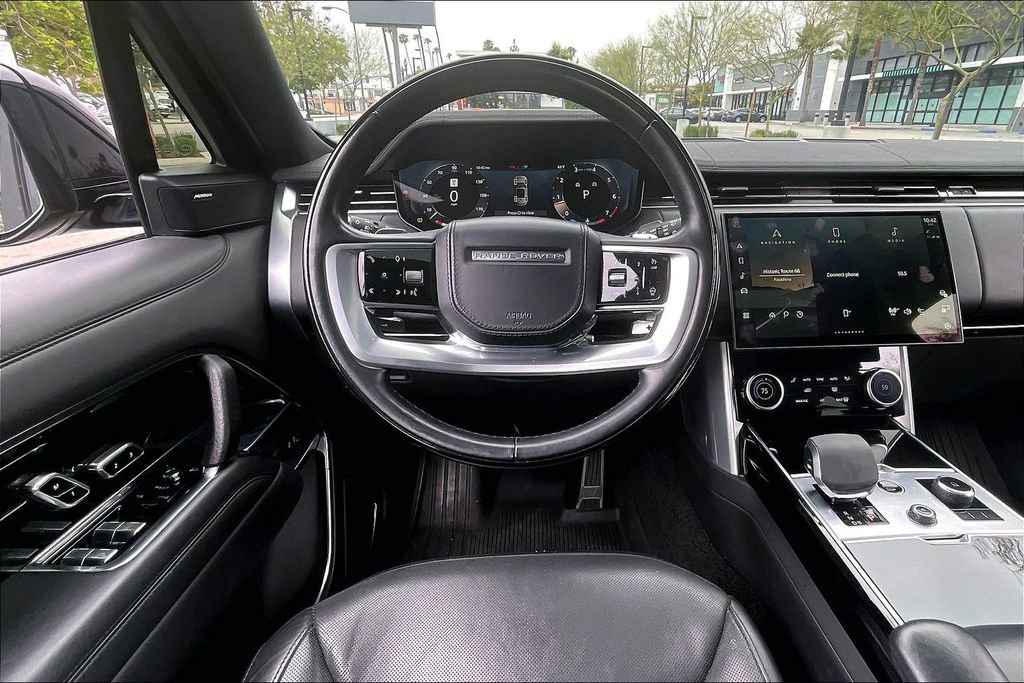Used 2023 Land Rover Range Rover SE AWD/4WD image 7