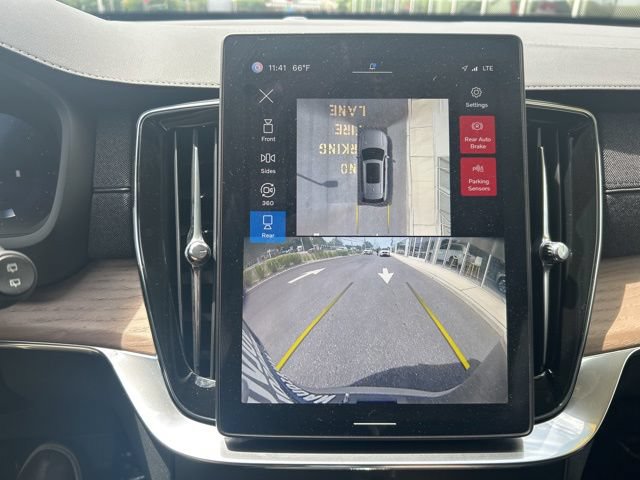 Certified 2025 Volvo XC90 B6 Plus AWD/4WD image 23