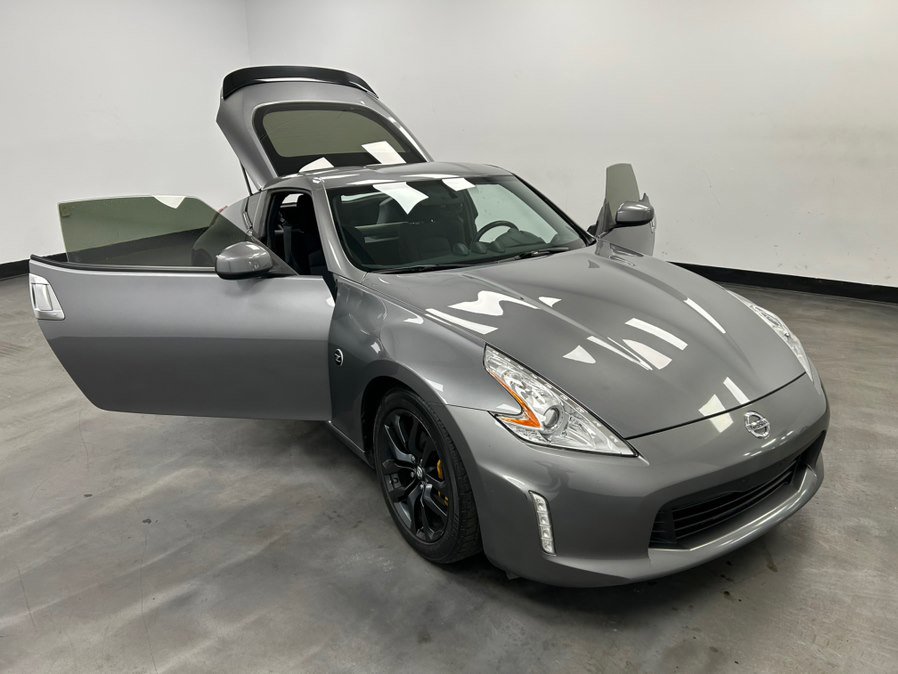 Used 2016 Nissan 370Z Touring Sport image 26