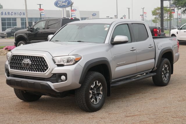 Used 2018 Toyota Tacoma TRD Off-Road w/ Technology Package AWD/4WD image 7