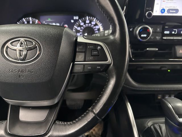 Used 2023 Toyota Highlander XLE w/ Protection Package #3 (TMS) image 28