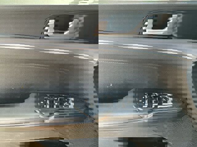 Used 2022 Kia K5 GT-Line image 24