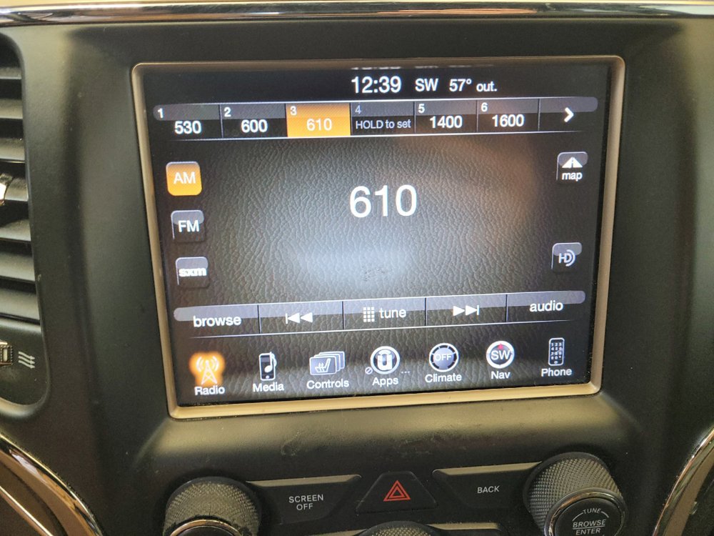 Used 2016 Jeep Grand Cherokee Limited AWD/4WD image 25