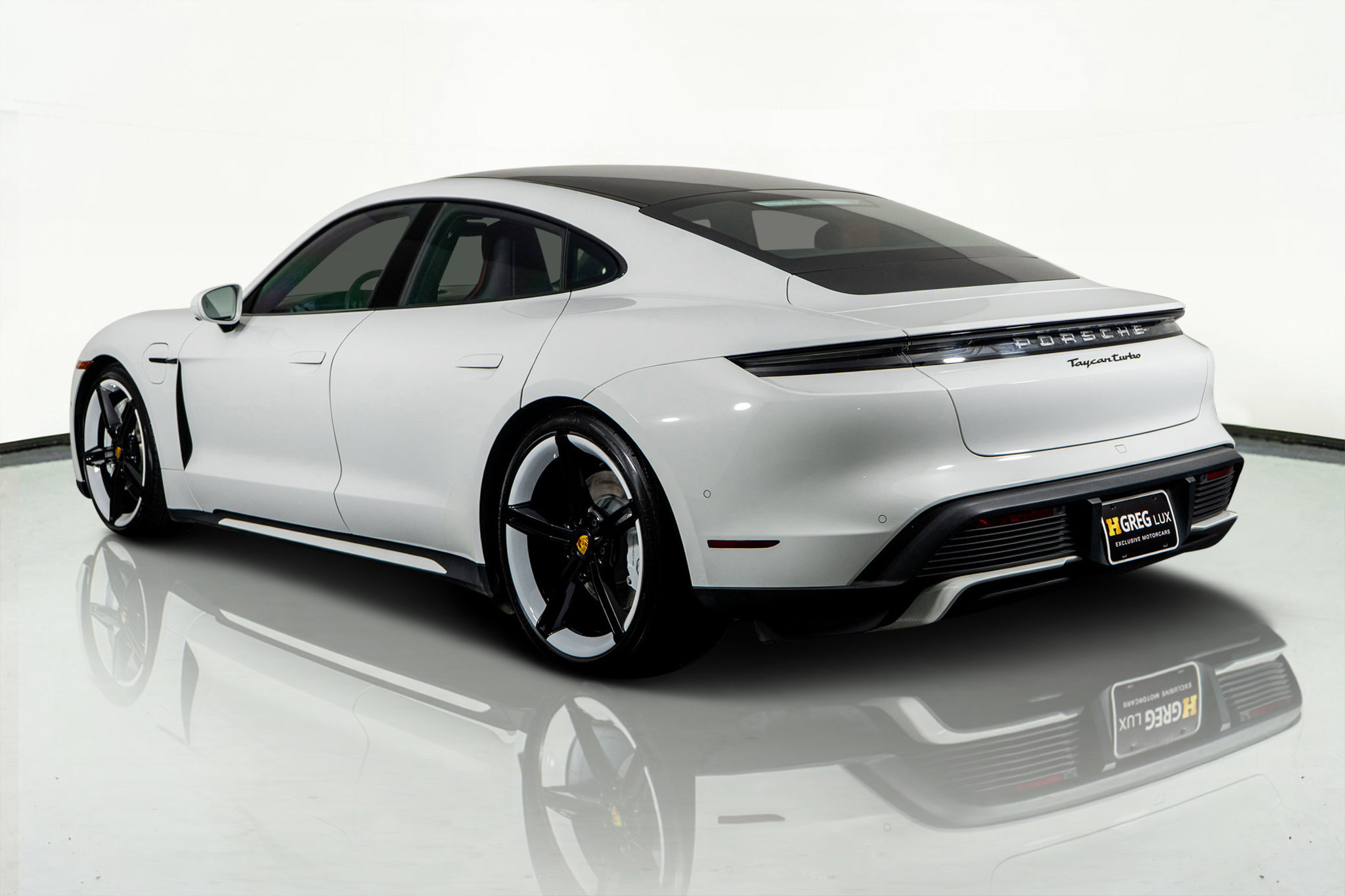 Used 2024 Porsche Taycan Turbo w/ Premium Package image 15