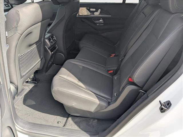 New 2026 Mercedes-Benz GLS 580 4MATIC image 15
