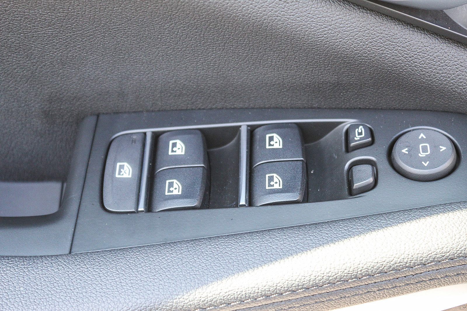 Used 2021 BMW X5 xDrive40i w/ Convenience Package image 20