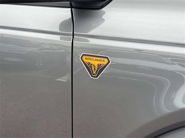 New 2025 Ford Bronco Badlands image 9