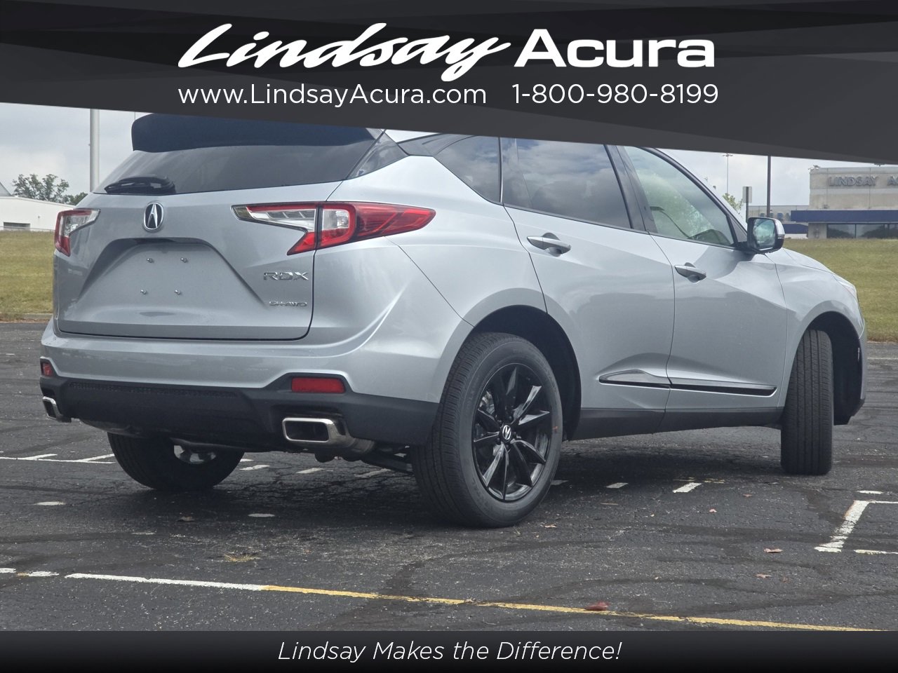 New 2025 Acura RDX SH-AWD image 4