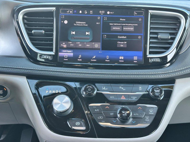 Used 2022 Chrysler Pacifica Touring-L FWD image 14