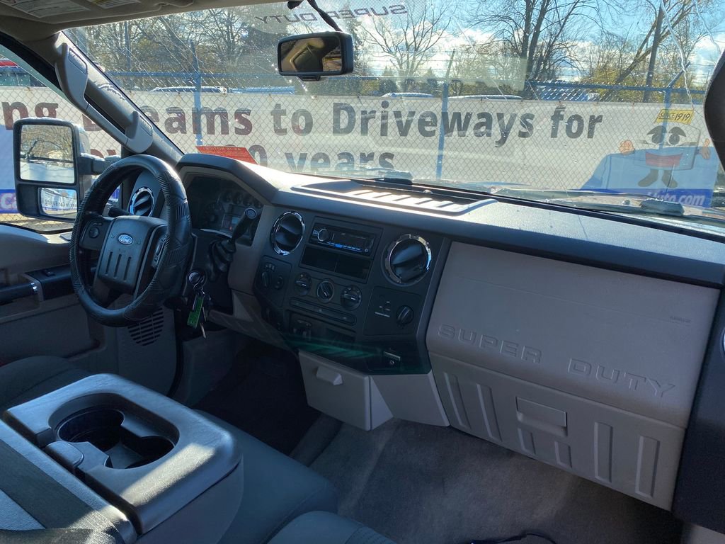 Used 2009 Ford F250 XLT AWD/4WD image 16