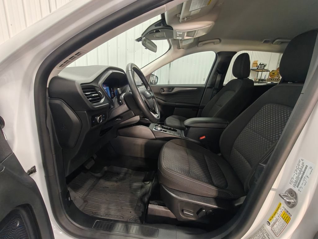 Used 2023 Ford Escape Active AWD/4WD image 25
