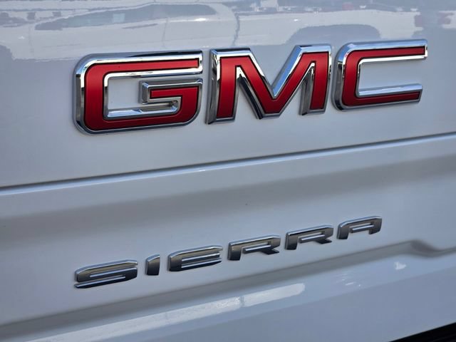 Used 2025 GMC Sierra 1500 SLT AWD/4WD image 16