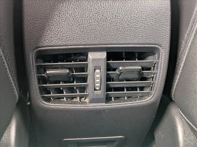 Used 2022 Toyota Corolla Cross XLE AWD/4WD image 16