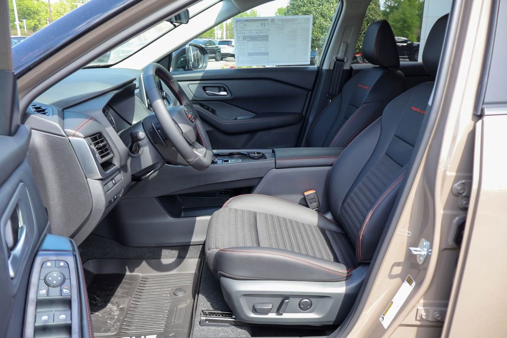 New 2026 Nissan Rogue SV image 7